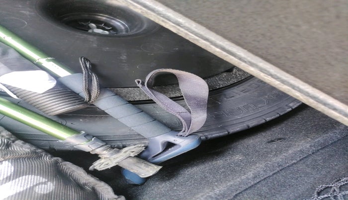 2022 BMW X1 sDrive20i xLine, Petrol, Automatic, 36,686 km, tyre