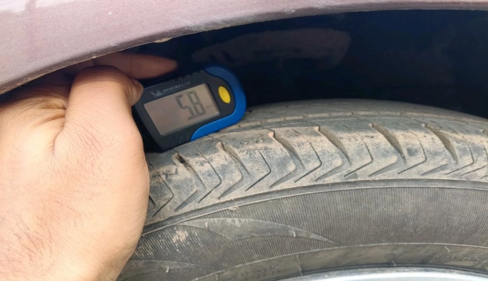 2022 Hyundai AURA S 1.2 CNG, Petrol, Manual, 1,33,939 km, tyre