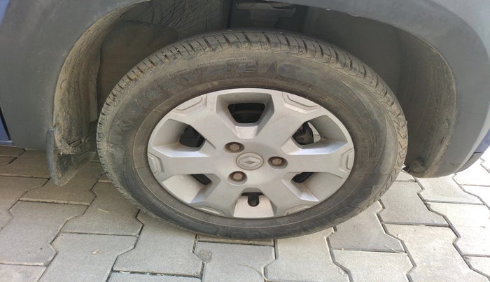 2018 Renault Kwid CLIMBER 1.0 AMT, Petrol, Automatic, 48,275 km, tyre