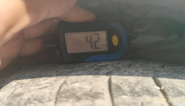 2015 Hyundai Grand i10 MAGNA 1.1 CRDI, Diesel, Manual, 1,49,718 km, tyre