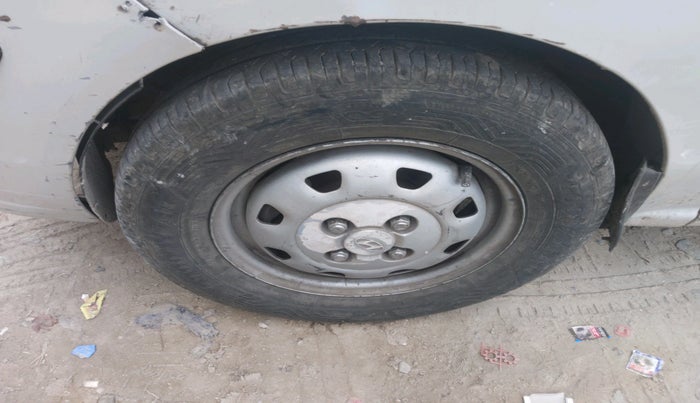 2012 Hyundai Santro Xing GL, Petrol, Manual, 71,484 km, tyre