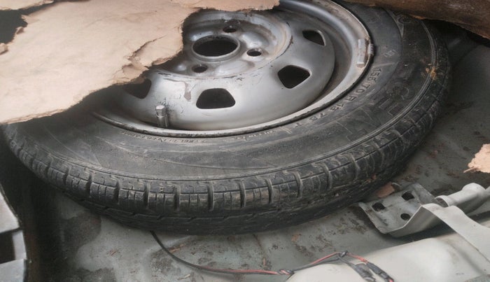 2012 Hyundai Santro Xing GL, Petrol, Manual, 71,484 km, tyre