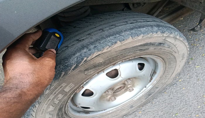 2017 Maruti Eeco 5 STR WITH A/C+HTR CNG, CNG, Manual, 98,477 km, tyre