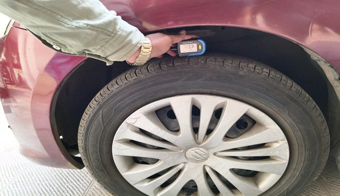 2013 Maruti Ertiga VXI CNG, Petrol, Manual, 1,00,790 km, tyre