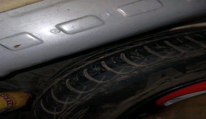 2013 Honda Brio V AT, Petrol, Automatic, 97,671 km, tyre