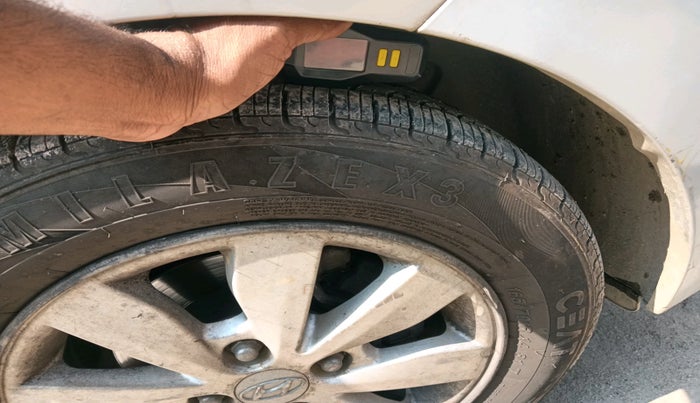 2014 Hyundai Xcent S (O) 1.2, Petrol, Manual, 87,255 km, tyre