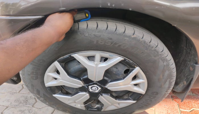 2011 Mahindra Verito 1.5 D4 BS III, Diesel, Manual, 1,03,730 km, tyre