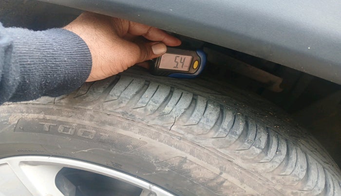 2021 Jeep Compass LONGITUDE (O) 2.0 DIESEL, Diesel, Manual, 84,160 km, tyre