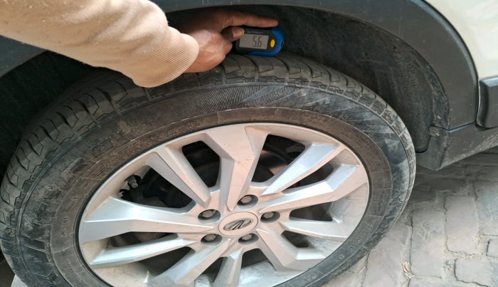 2021 Mahindra XUV300 W8 1.2 PETROL, Petrol, Manual, 55,730 km, tyre