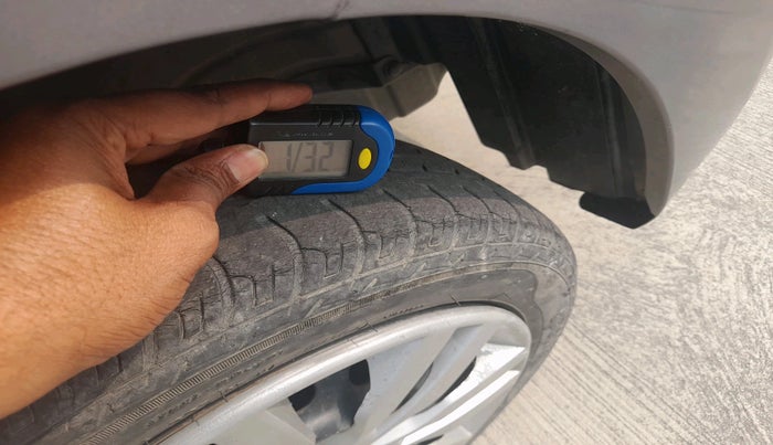 2016 Maruti Wagon R 1.0 VXI, Petrol, Manual, 29,645 km, tyre