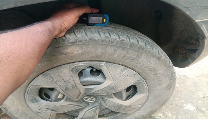 2023 Tata PUNCH ADVENTURE MT, Petrol, Manual, 37,403 km, tyre