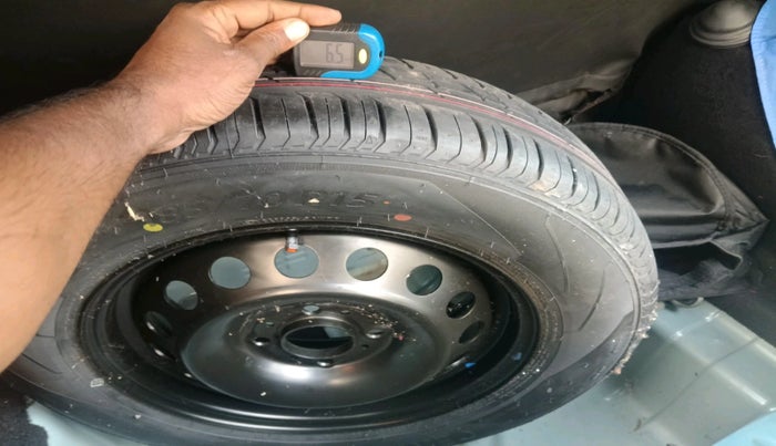 2023 Tata PUNCH ADVENTURE MT, Petrol, Manual, 37,403 km, tyre