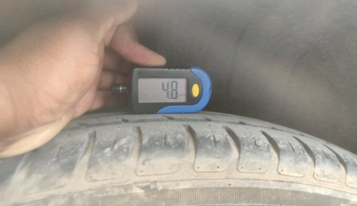 2019 Maruti Swift VXI AMT, Petrol, Automatic, 20,879 km, tyre