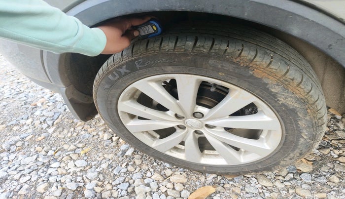 2022 MG ASTOR SUPER EX 1.5 MT, Petrol, Manual, 32,025 km, tyre