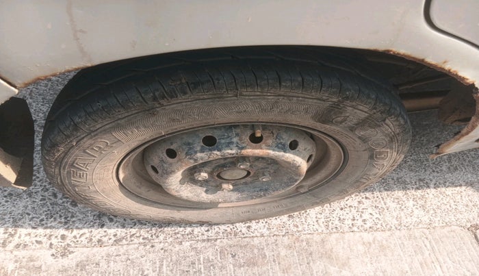 2018 Maruti Alto 800 LXI CNG, Petrol, Manual, 96,427 km, tyre