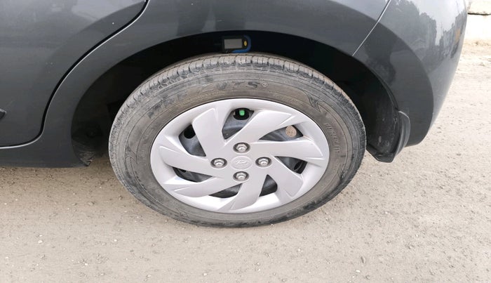 2020 Hyundai NEW SANTRO SPORTZ MT, Petrol, Manual, 30,276 km, tyre