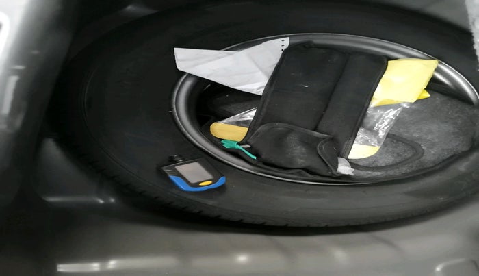 2020 Hyundai NEW SANTRO SPORTZ MT, Petrol, Manual, 30,276 km, tyre