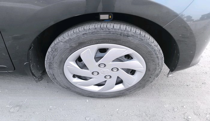 2020 Hyundai NEW SANTRO SPORTZ MT, Petrol, Manual, 30,276 km, tyre