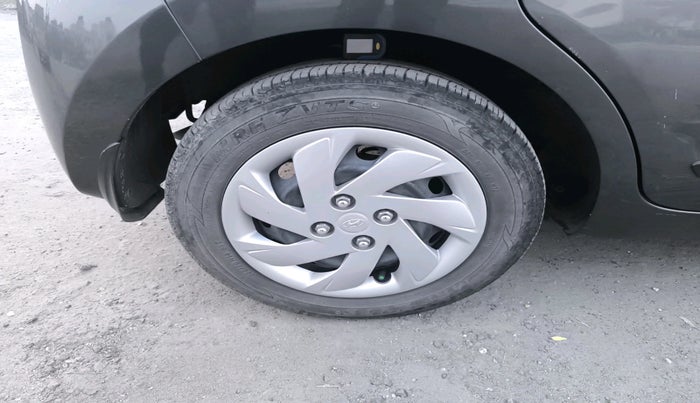 2020 Hyundai NEW SANTRO SPORTZ MT, Petrol, Manual, 30,276 km, tyre