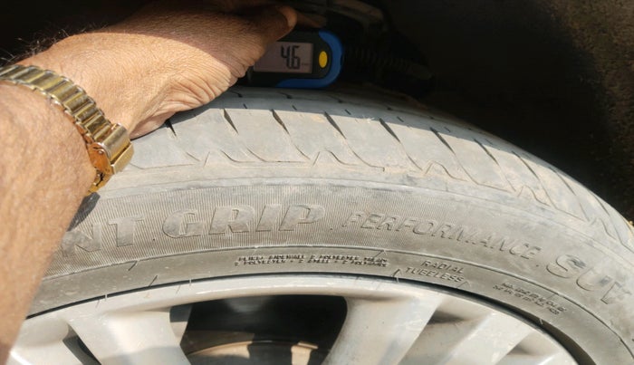 2013 Audi Q7 3.0 TDI QUATTRO, Diesel, Automatic, 85,932 km, tyre