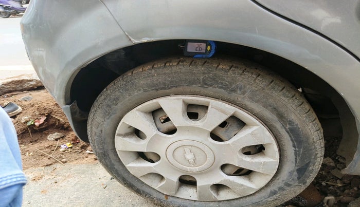 2010 Chevrolet Spark LS 1.0, Petrol, Manual, 90,000 km, tyre