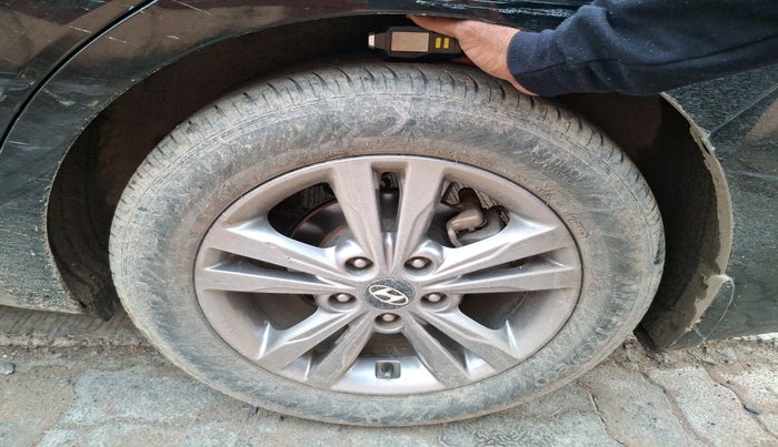 2018 Hyundai New Elantra 2.0 SX(O) AT PETROL, Petrol, Automatic, 33,171 km, tyre