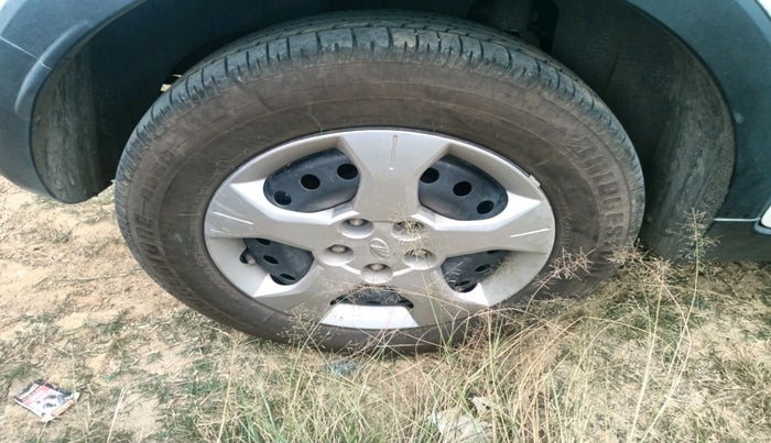 2022 Mahindra XUV300 W6 1.5 DIESEL AMT, Diesel, Automatic, 57,067 km, tyre