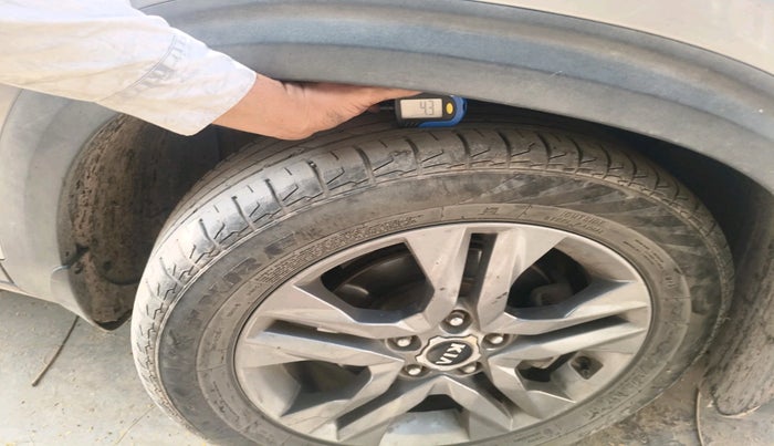 2020 KIA SELTOS HTX PLUS AT1.5 DIESEL, Diesel, Automatic, 1,06,297 km, tyre