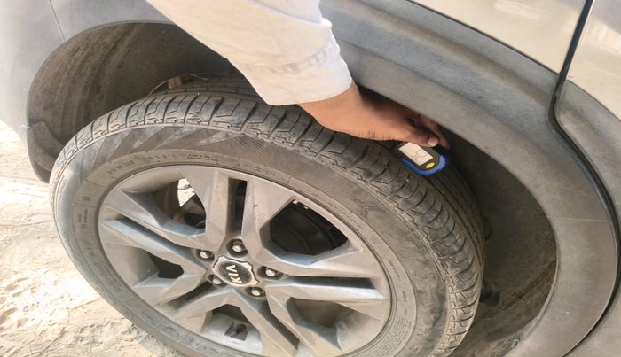 2020 KIA SELTOS HTX PLUS AT1.5 DIESEL, Diesel, Automatic, 1,06,297 km, tyre