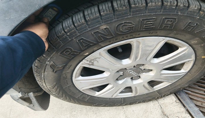 2014 Audi Q3 2.0 TDI MT S EDITION, Diesel, Manual, 1,46,738 km, tyre