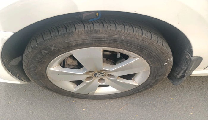 2018 Skoda Rapid AMBITION 1.5 TDI, Diesel, Manual, 1,00,834 km, tyre