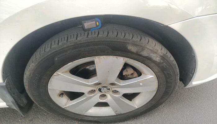 2018 Skoda Rapid AMBITION 1.5 TDI, Diesel, Manual, 1,00,834 km, tyre