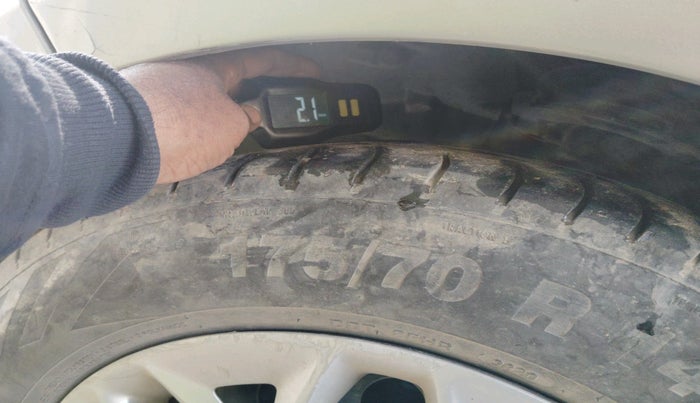 2015 Ford Figo Aspire TREND 1.2 PETROL, Petrol, Manual, 1,08,628 km, tyre