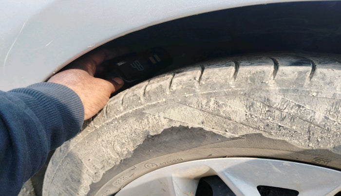 2015 Ford Figo Aspire TREND 1.2 PETROL, Petrol, Manual, 1,08,628 km, tyre