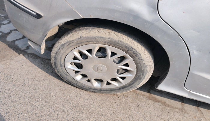 2015 Ford Figo Aspire TREND 1.2 PETROL, Petrol, Manual, 1,08,628 km, tyre