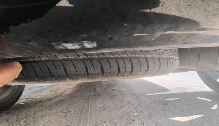 2024 Hyundai ALCAZAR Signature (O) AE Turbo 7Str DT DCT, Petrol, Automatic, 86,000 km, tyre