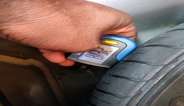 2021 Hyundai VENUE SX 1.0 TURBO, Petrol, Manual, 41,246 km, tyre