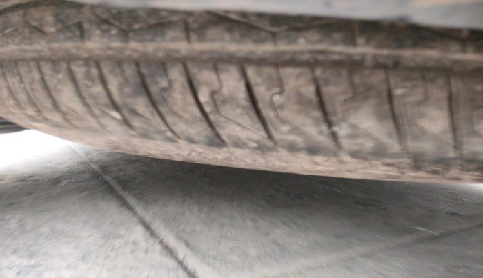 2024 Tata PUNCH ACCOMPLISHED MT CNG, Petrol, Manual, 9,101 km, tyre