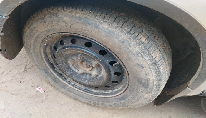 2014 Mahindra XUV500 W6, Diesel, Manual, 75,326 km, tyre