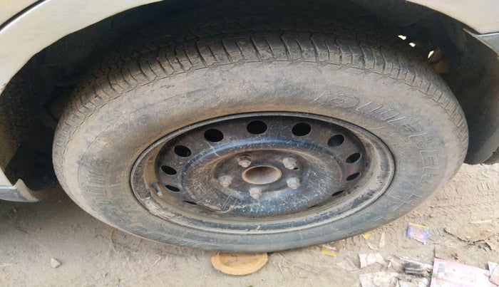 2014 Mahindra XUV500 W6, Diesel, Manual, 75,326 km, tyre