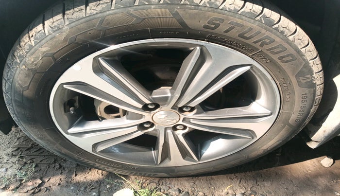 2018 Hyundai Verna 1.6 CRDI SX + AT, Diesel, Automatic, 50,976 km, tyre