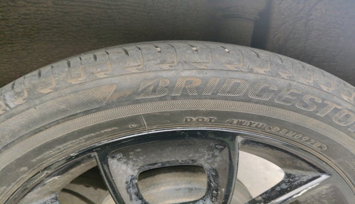 2020 Maruti IGNIS ALPHA 1.2 AMT, Petrol, Automatic, 30,687 km, tyre