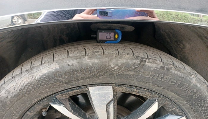 2019 MG HECTOR SHARP HYBRID 1.5 PETROL, Petrol, Manual, 77,368 km, tyre