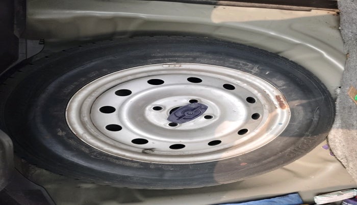 2018 Maruti Swift LXI, Petrol, Manual, 20,352 km, tyre