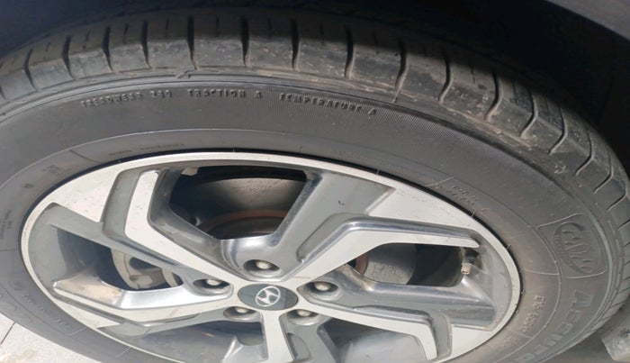 2019 Hyundai Creta SX (O) 1.6 PETROL, Petrol, Manual, 32,232 km, tyre