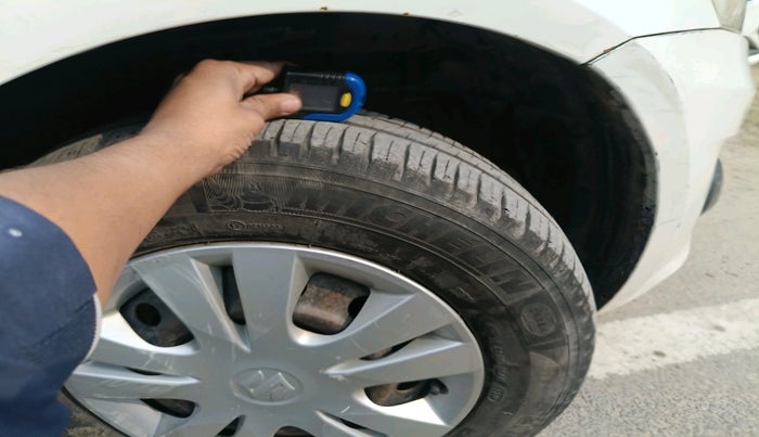 2013 Maruti Swift Dzire VXI, Petrol, Manual, 58,113 km, tyre