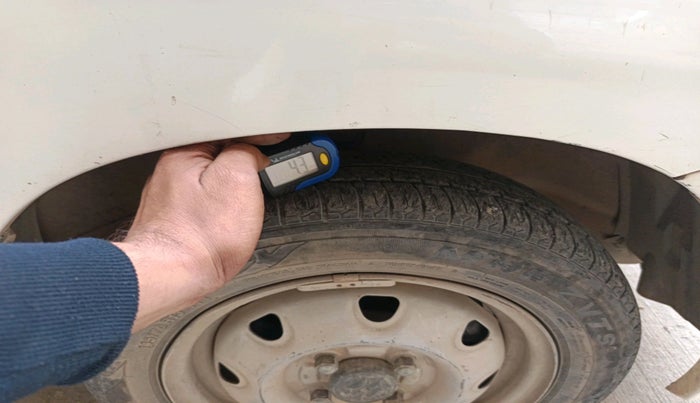 2012 Maruti Zen Estilo LXI, Petrol, Manual, 76,554 km, tyre