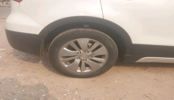 2016 Maruti S Cross ALPHA 1.6, Diesel, Manual, 69,339 km, tyre