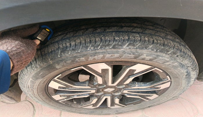 2021 Renault Kiger RXZ MT, Petrol, Manual, 27,498 km, tyre