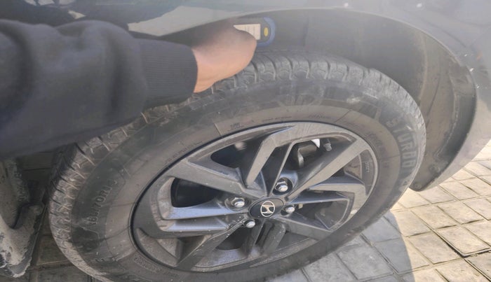 2020 Hyundai GRAND I10 NIOS SPORTZ 1.2 KAPPA VTVT, Petrol, Manual, 71,763 km, tyre